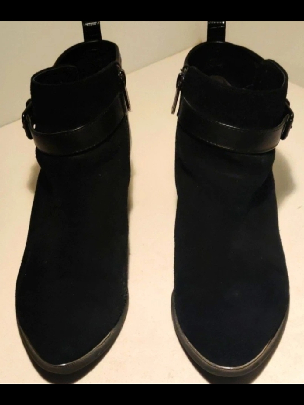 Circus By Sam Edelman Womens 10 Black Suede Leather Ankle Booties....